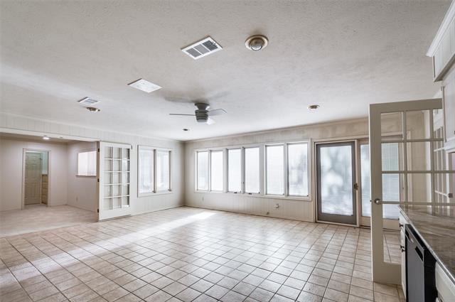 Building Photo - 1525 Cripple Creek Dr