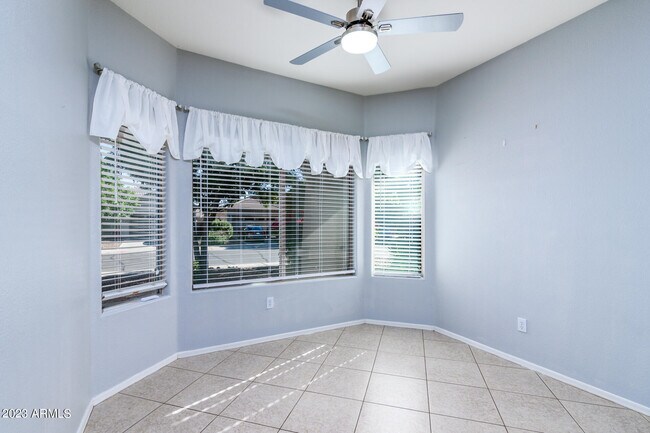 Foto del edificio - 44016 Pioneer Rd