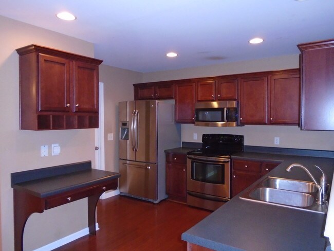 Foto del edificio - 3262 Ivy Wood Ln