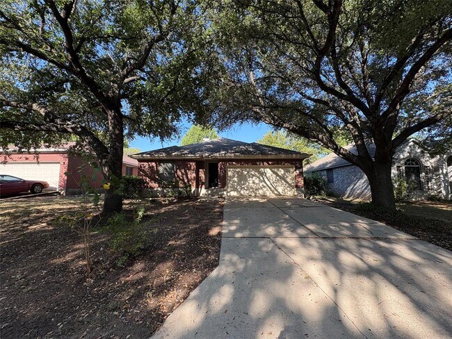 Foto del edificio - 8002 Marble Ridge Dr