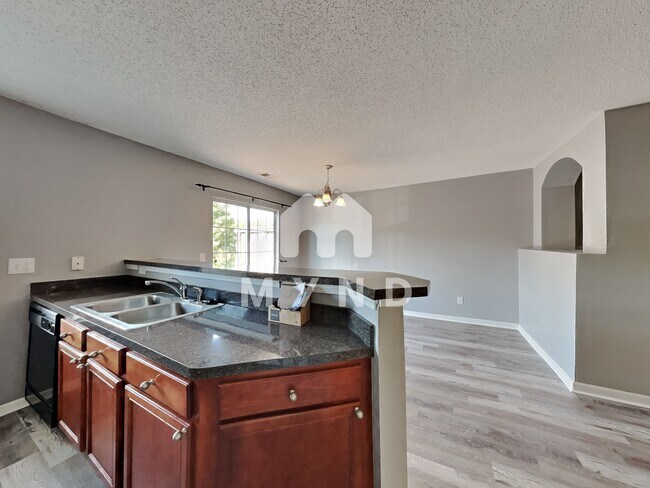 Building Photo - 3391 Parc Dr SW