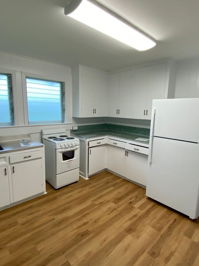 Building Photo - Charming 2BR/1BA in Hilo!