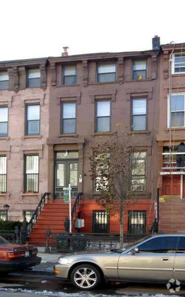 Primary Photo - 428 Jefferson Ave