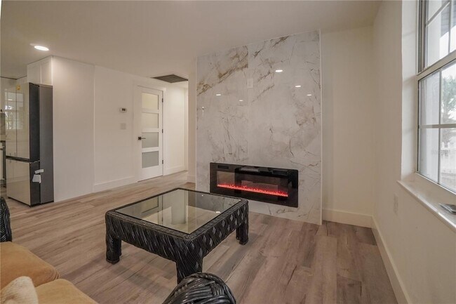 Foto del edificio - 985 Liberty St