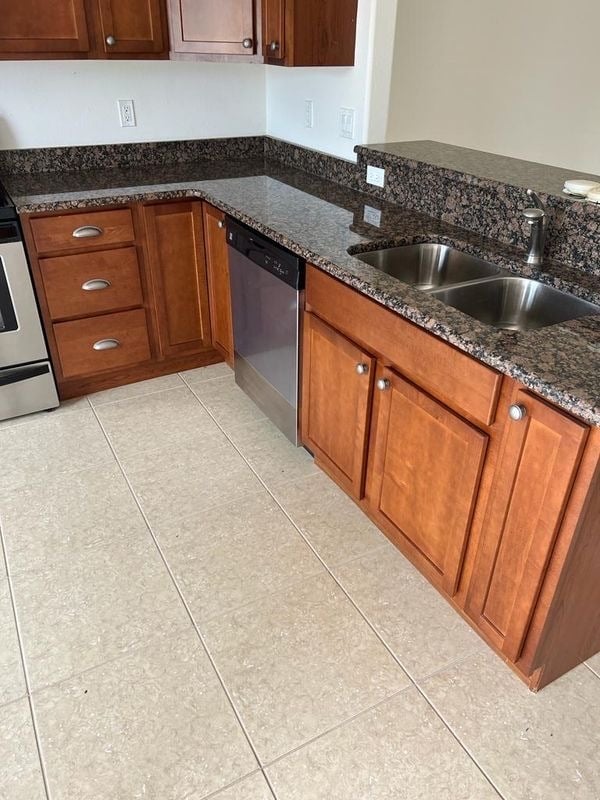 Building Photo - 1005 Coronado Ct