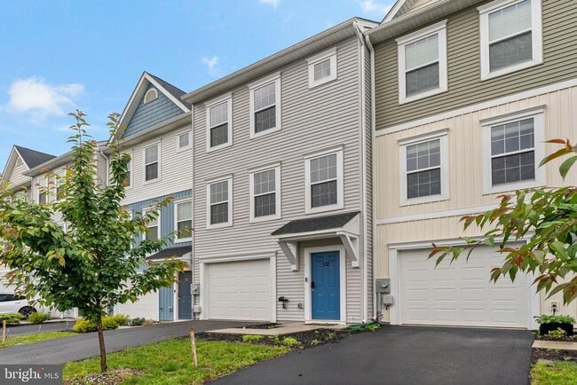 Building Photo - 132 Furlong Way
