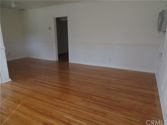 Foto del edificio - 725 W 10th St
