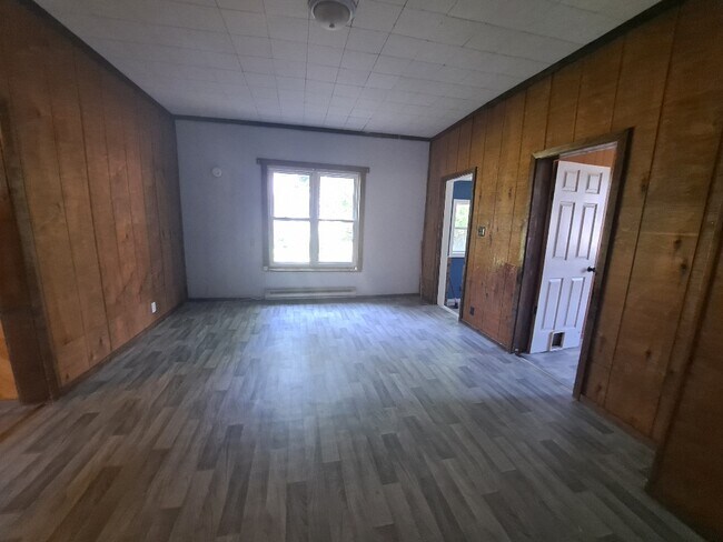 Foto del edificio - 503 E Indiana Ave
