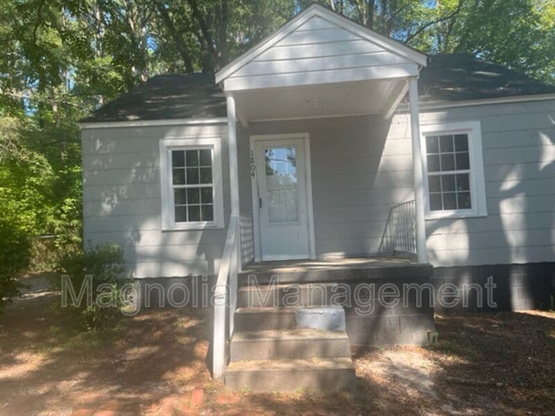 Foto principal - 1804 Colonial Ave
