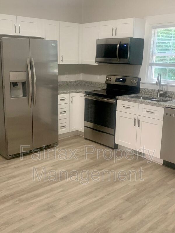 Foto del edificio - 310 Price Ave