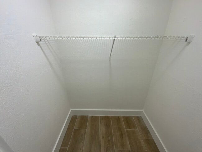 Building Photo - 877 NE 91st Ter