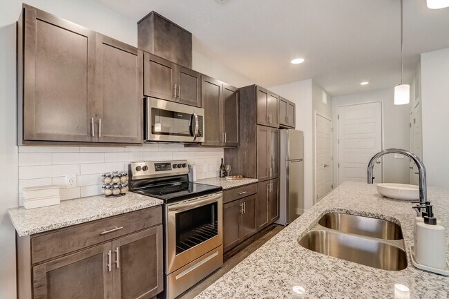 Building Photo - Wesmont