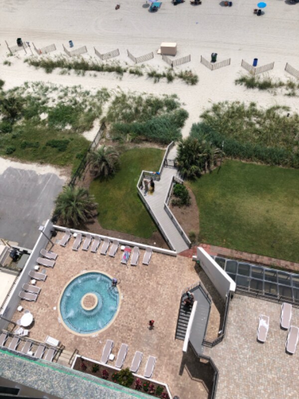 Foto del edificio - 1905 S Ocean Blvd
