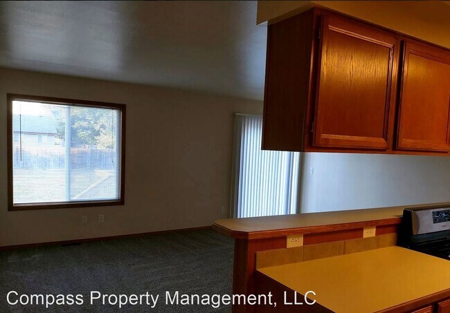 Foto del edificio - 3 br, 2 bath House - 3667 E 1st St
