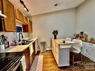 Foto del edificio - 1216 Winding Path Rd