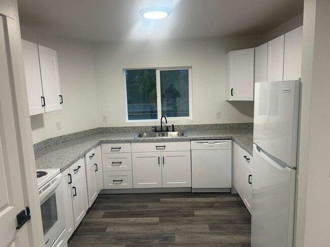 Foto del edificio - Choice Apartments