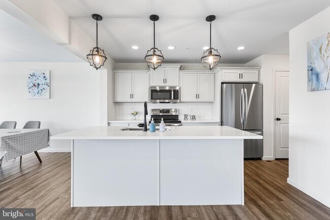 Foto del edificio - 314 Hayward Ct