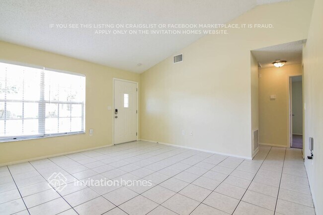 Foto del edificio - 7839 Putnam Cir