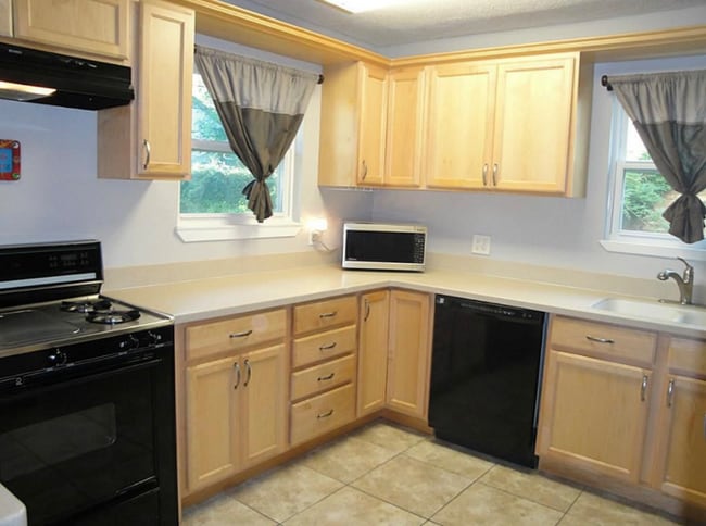 Building Photo - 1813 Dolphin Dr