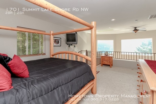 Foto del edificio - 1701 Summit Lake Shore Rd NW