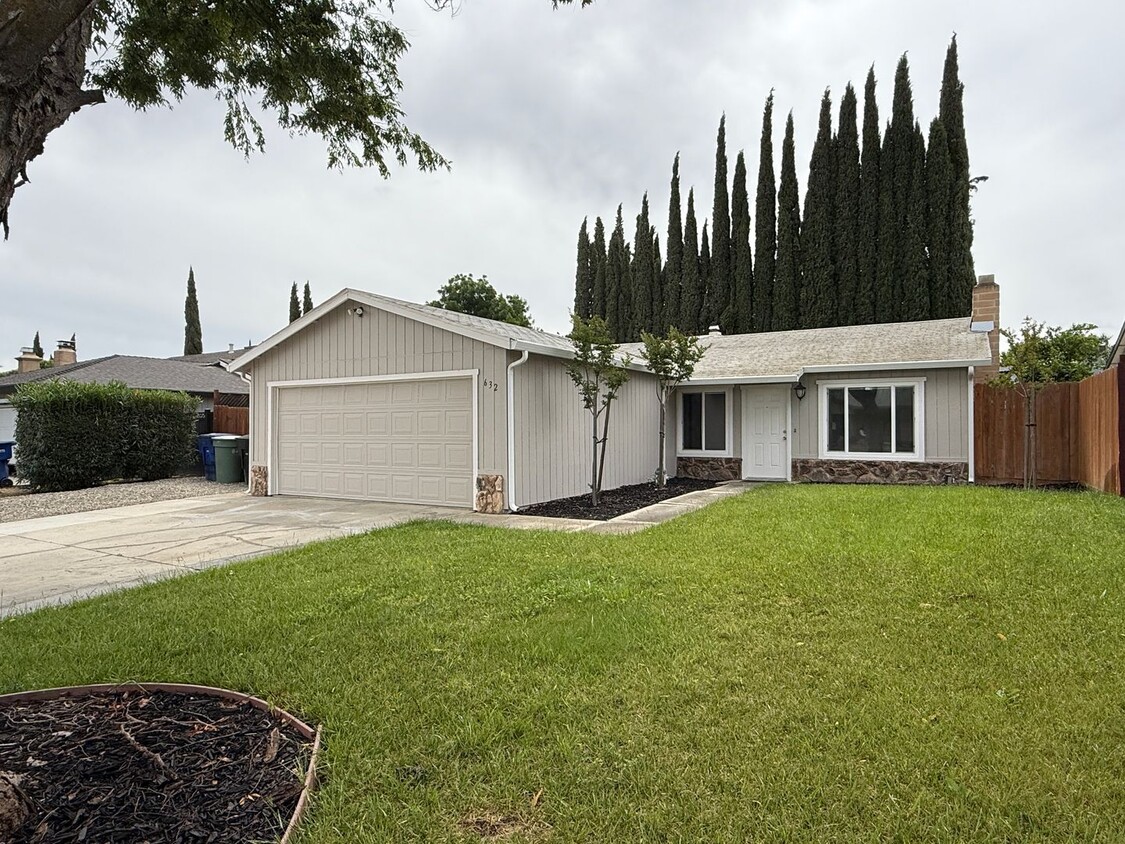 Foto principal - Newly remodeled