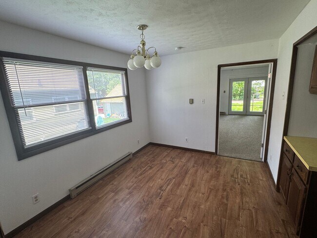 Foto del edificio - Single-family home available now near UNI