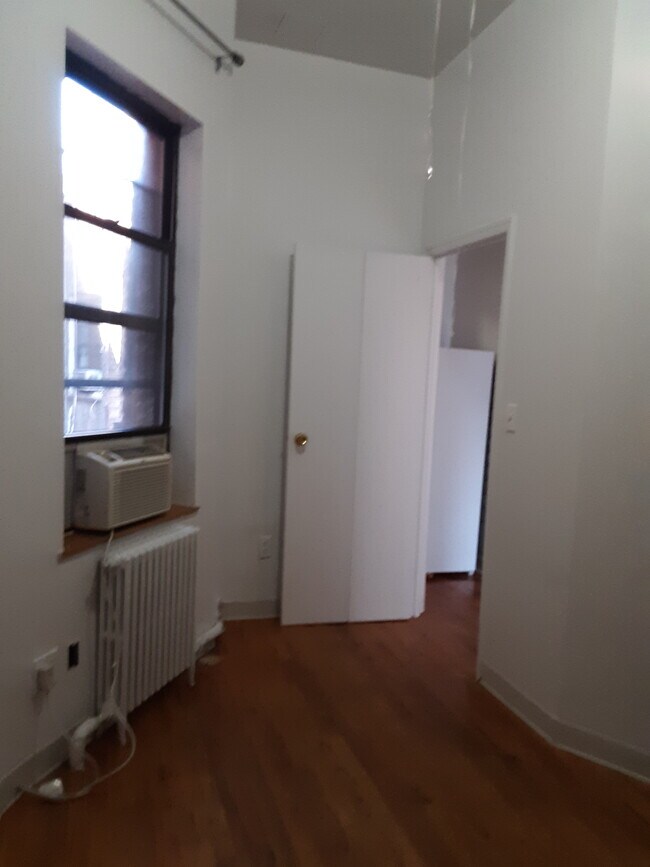 Foto del edificio - 97 Allen St