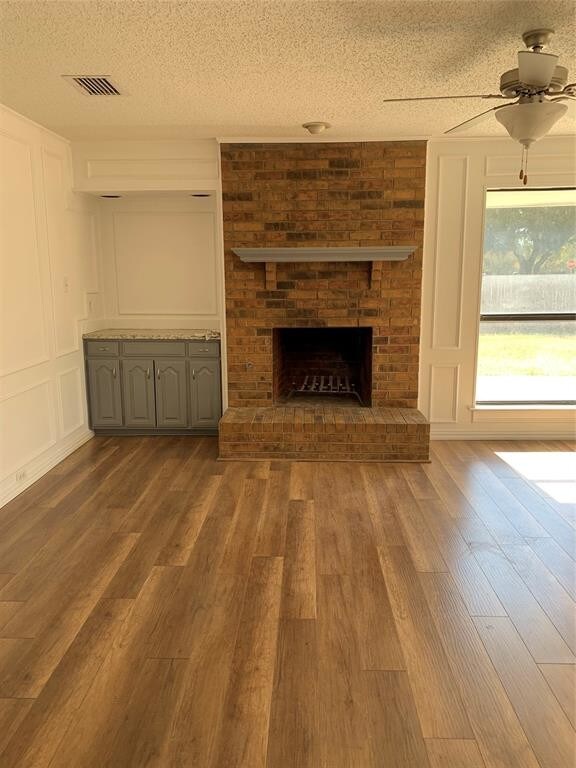 Foto del edificio - 1770 Clarendon Dr