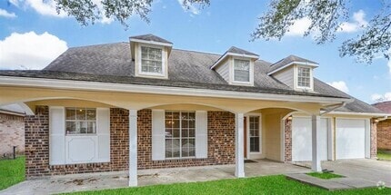 Building Photo - 3338 Walhalla Dr
