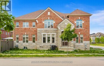 Building Photo - 1554 Devine Pt