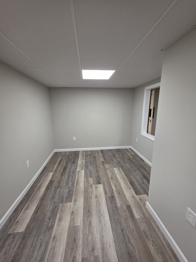 Building Photo - 1110 Pines Rd