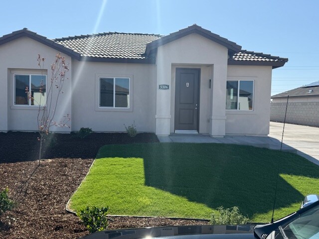 Foto del edificio - 5306 Hawkwatch Ln