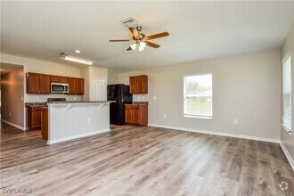 Building Photo - 25091 Esmeralda Ct