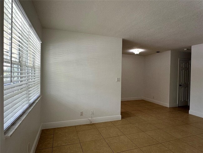 Foto del edificio - 2900 NE 17th Ave