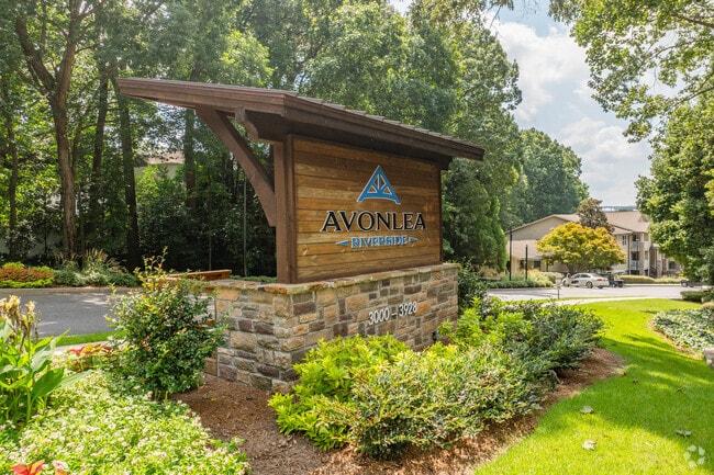 Building Photo - Avonlea Riverside