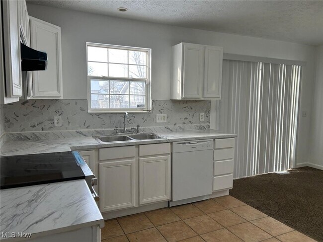 Foto del edificio - 3164 E 130th St