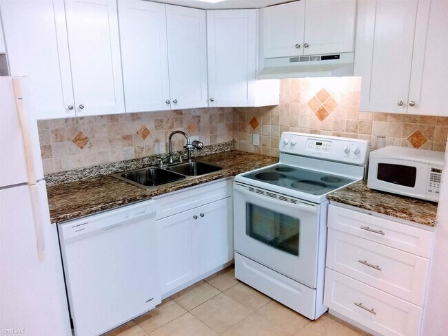 Building Photo - 1 br, 1 bath  - 7510 Hornwood Dr Apt 1102