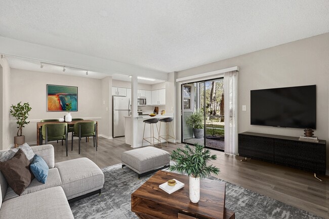 Building Photo - Oak Ramble