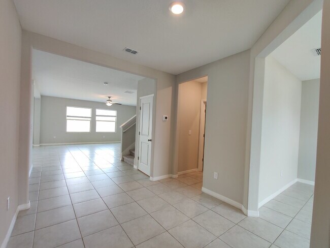 Foto del edificio - 3530 N Maryland Ave