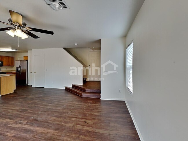 Building Photo - 12211 W Rosewood Dr