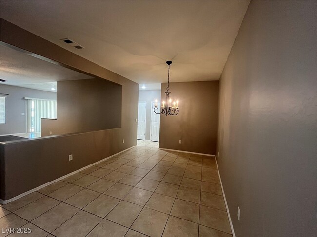 Building Photo - 3425 Lapwing Dr