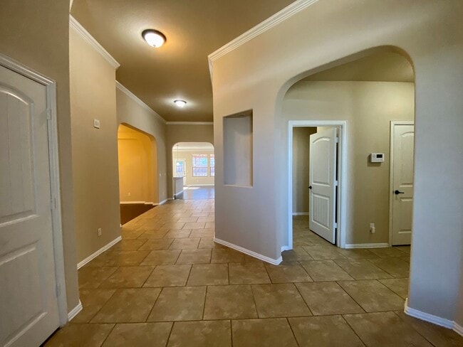 Building Photo - 7021 Spade Ranch Rd
