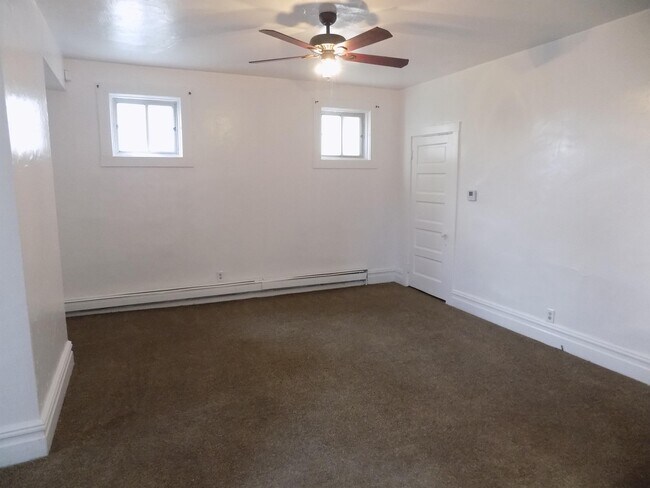 Building Photo - 1403 Hamilton St