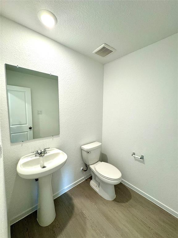 Building Photo - 28763 Texas Plns Dr
