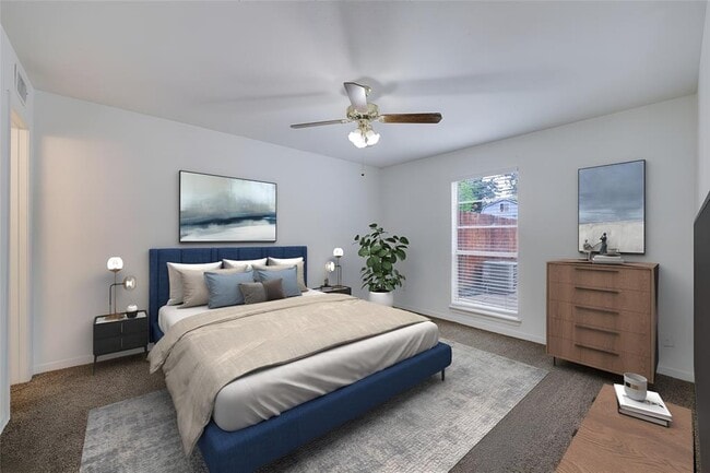 Foto del edificio - 5906 Golden Forest Dr