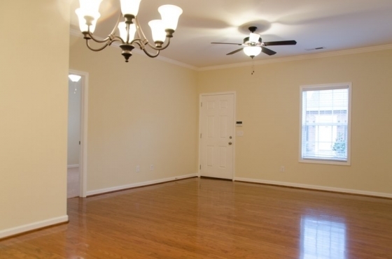 Building Photo - 920 Magnolia Ct