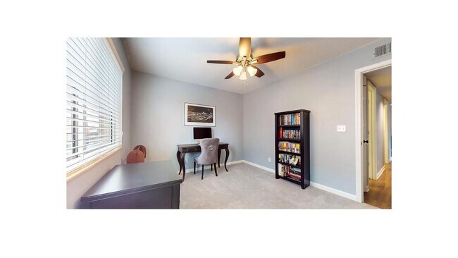 Foto del edificio - 3721 Bardstown Rd