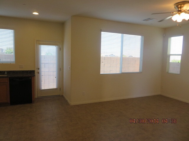 Building Photo - 3 Bedroom, 2.5 Bath Two Story Home Located...