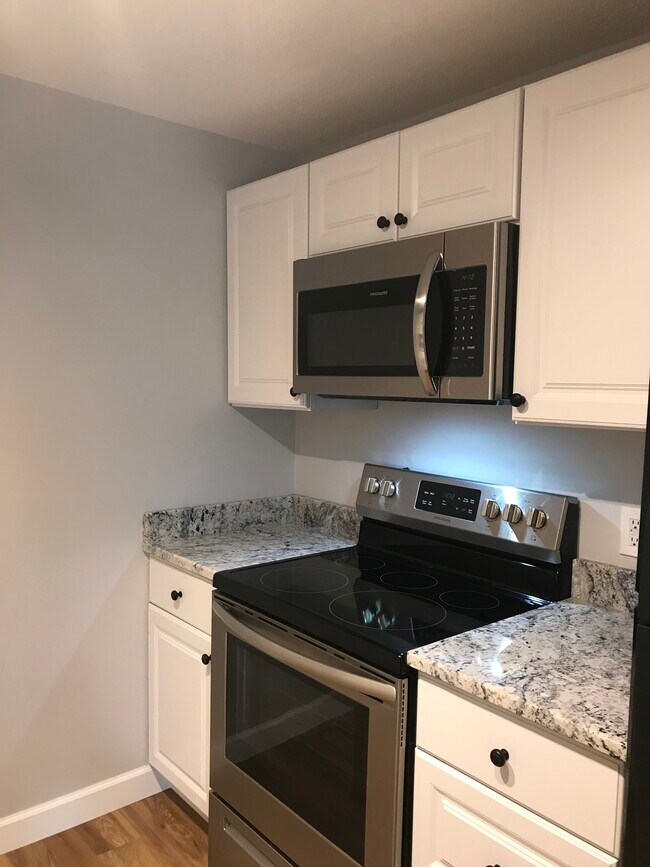 2 Marc Dr Unit 2C11, Plymouth, MA 02360 Condo for Rent in Plymouth