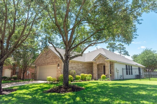 Building Photo - 1316 Varese Dr